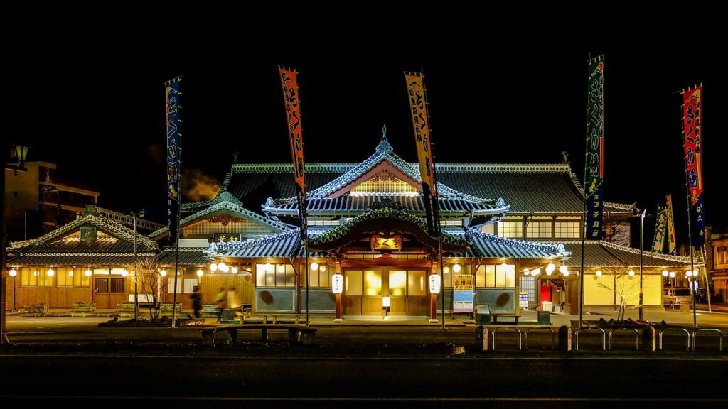 Top 10 Must-Visit Hot Springs In The U.S.