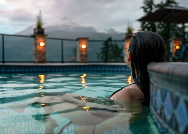 When To Book Accommodation For The Best Hot Springs Deals